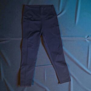 ZYIA‎ Purple Capri Leggings